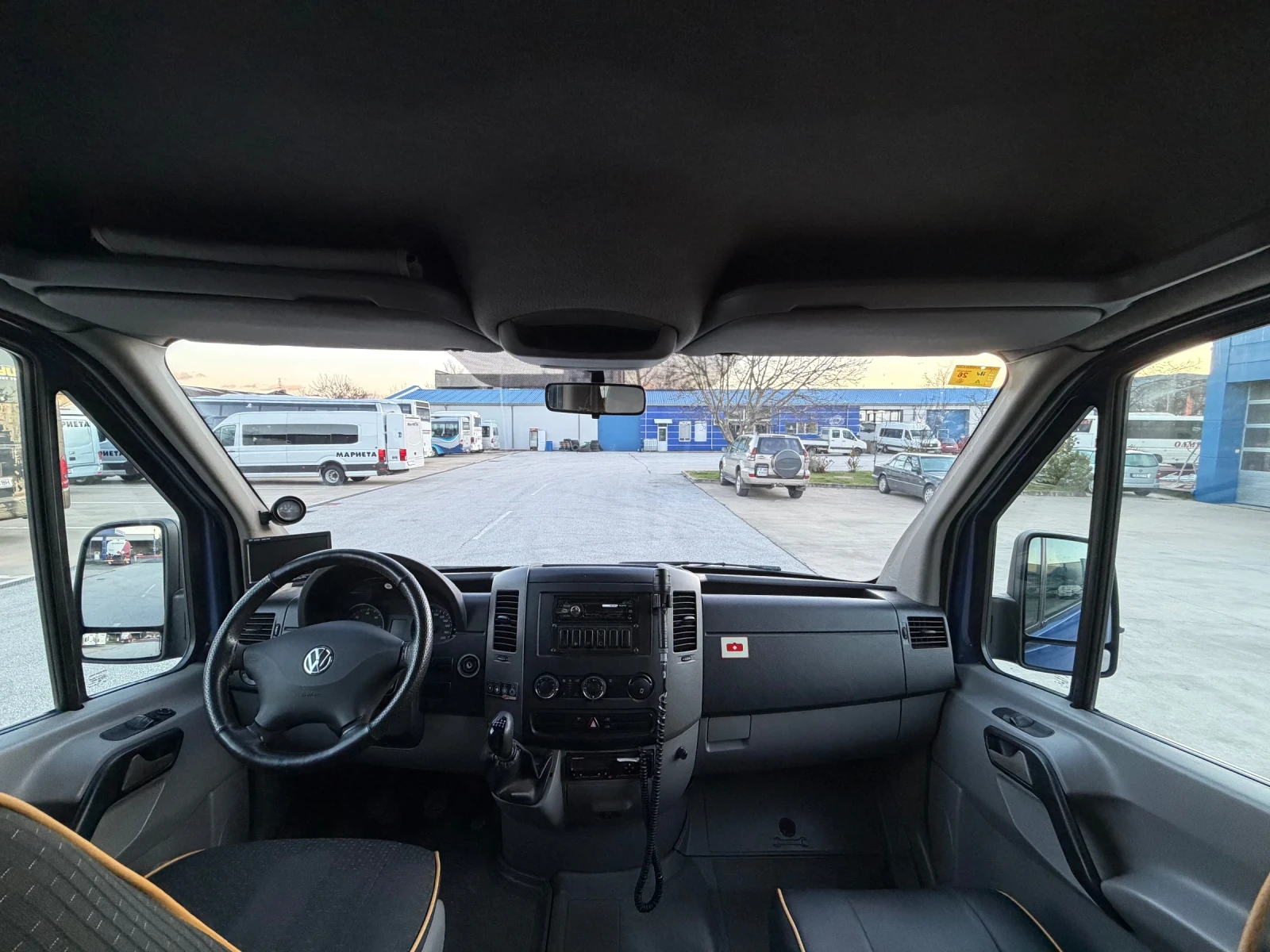 VW Crafter 2.5 TDI 163кс 22 местен!! - изображение 6