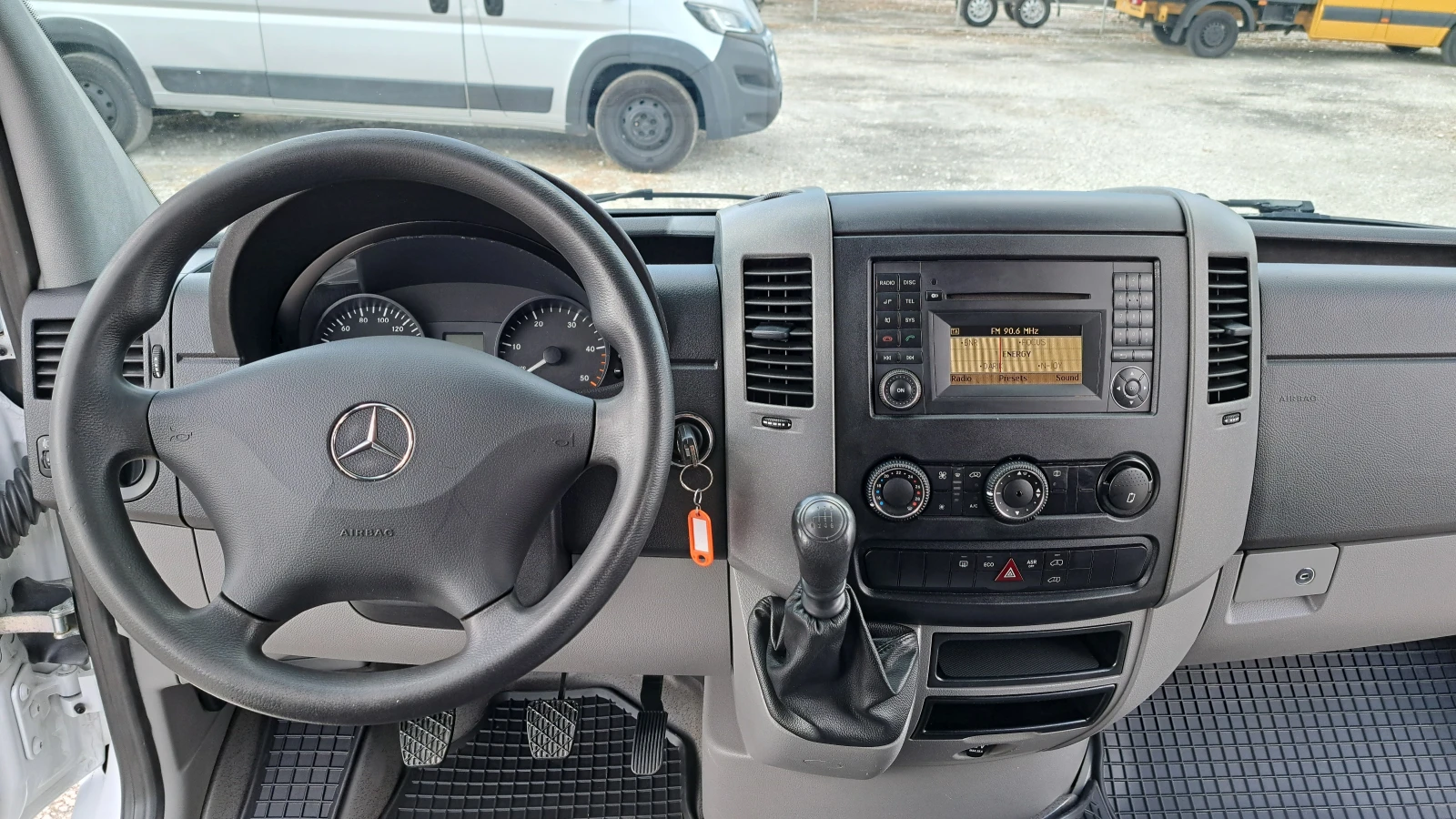 Mercedes-Benz Sprinter 314CDI-6ск/КЛИМАТРОНИК/ПЕЧКА/EURO6, снимка 10 - Бусове и автобуси - 55944264