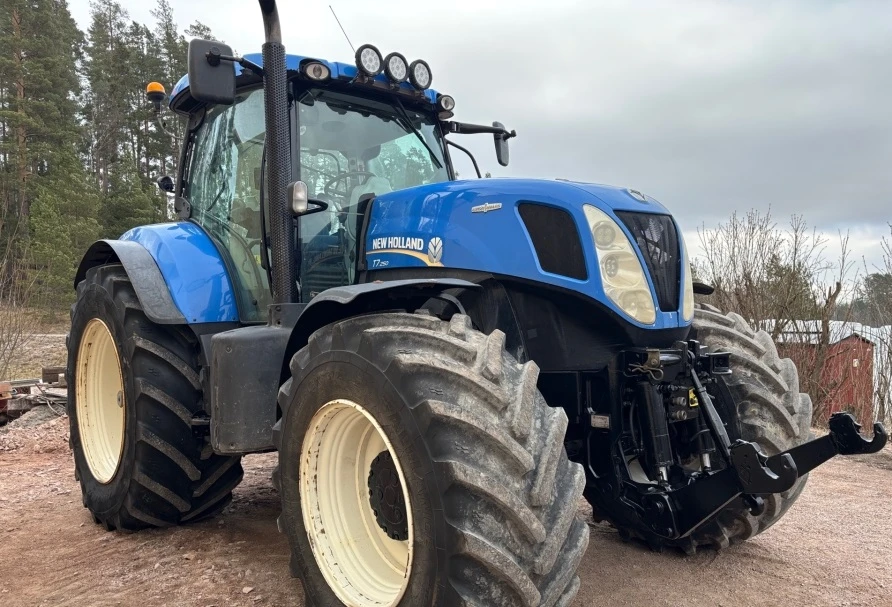 Трактор New Holland T7, снимка 5 - Селскостопанска техника - 55017588