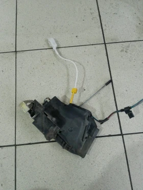 Брава врата предна лява Бмв Е39 комби 03г