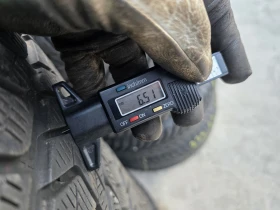 Гуми Зимни 255/40R21, снимка 8
