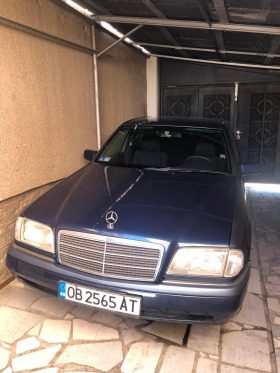 Mercedes-Benz 180, снимка 1 - Автомобили и джипове - 45659379