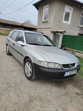 Opel Vectra 1.6 16V, снимка 1