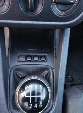 VW Golf 2.0TDI GTI - 5500 лв. - 69681720 7