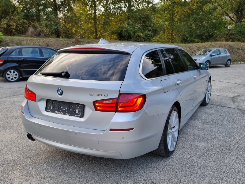 BMW 530 3.0 Avtomat/Navigacia/Ksenon/Sport, снимка 5 - Автомобили и джипове - 42643751