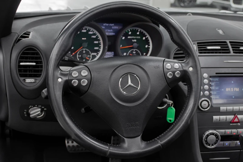 Mercedes-Benz SLK 55 AMG V8, снимка 14 - Автомобили и джипове - 51197780