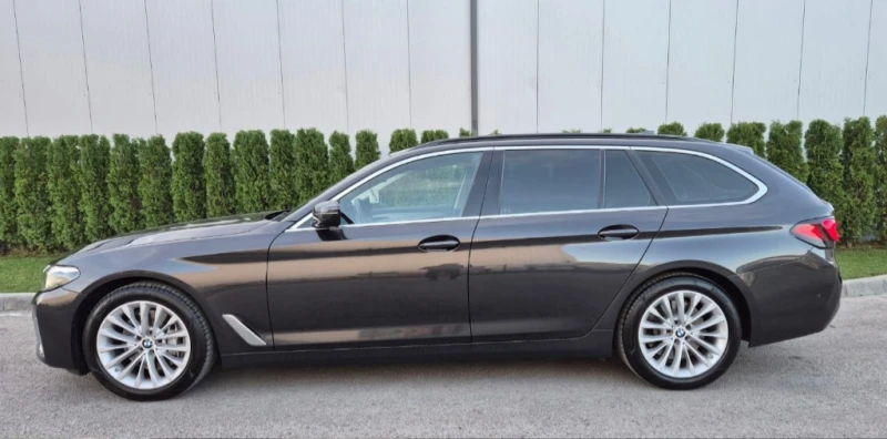 BMW 530 3.0dMild Hybrid, снимка 2 - Автомобили и джипове - 52252750