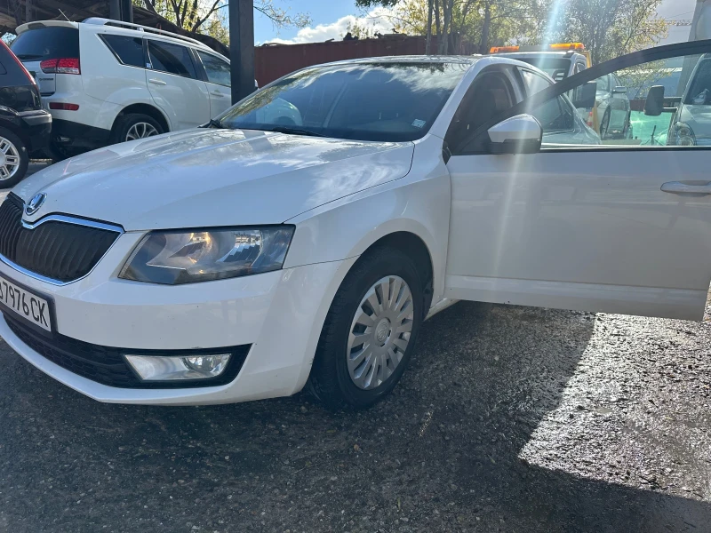 Skoda Octavia Автомат, снимка 5 - Автомобили и джипове - 52552881