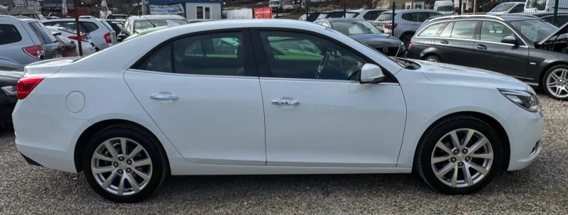 Chevrolet Malibu Изключително запазен автомобил!, снимка 7 - Автомобили и джипове - 52681076