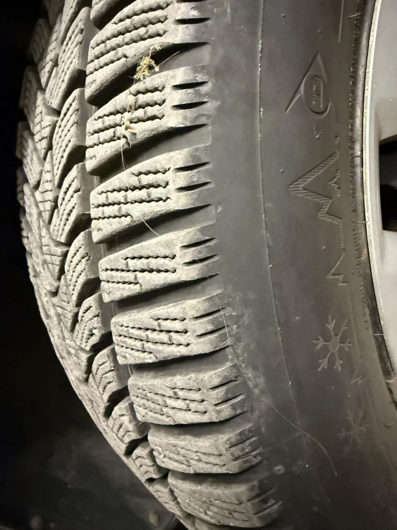 Opel Astra 1, 7 CDTI, снимка 8 - Автомобили и джипове - 52865278