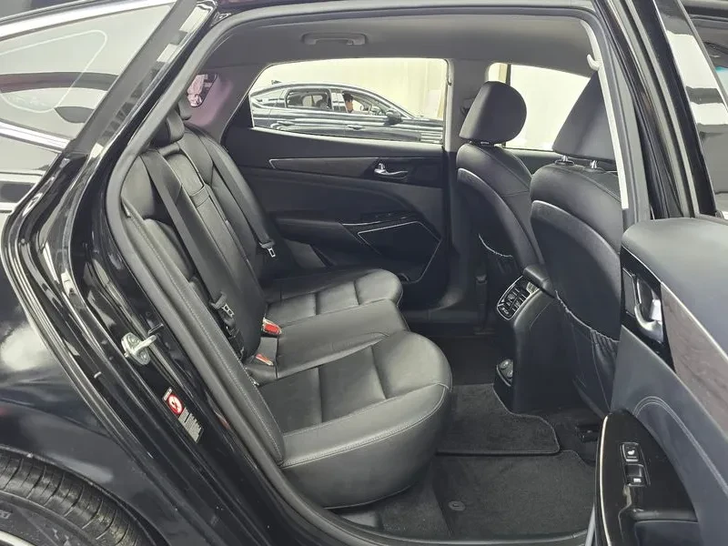 Kia K7 3.0 Gdi Noblesse, снимка 11 - Автомобили и джипове - 56286447