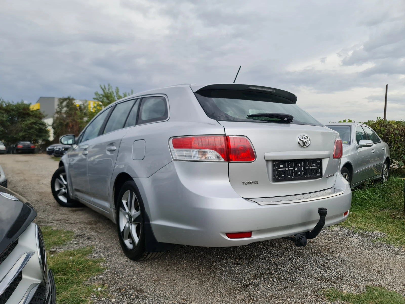 Toyota Avensis КАТО ЧИСТО НОВА - изображение 5