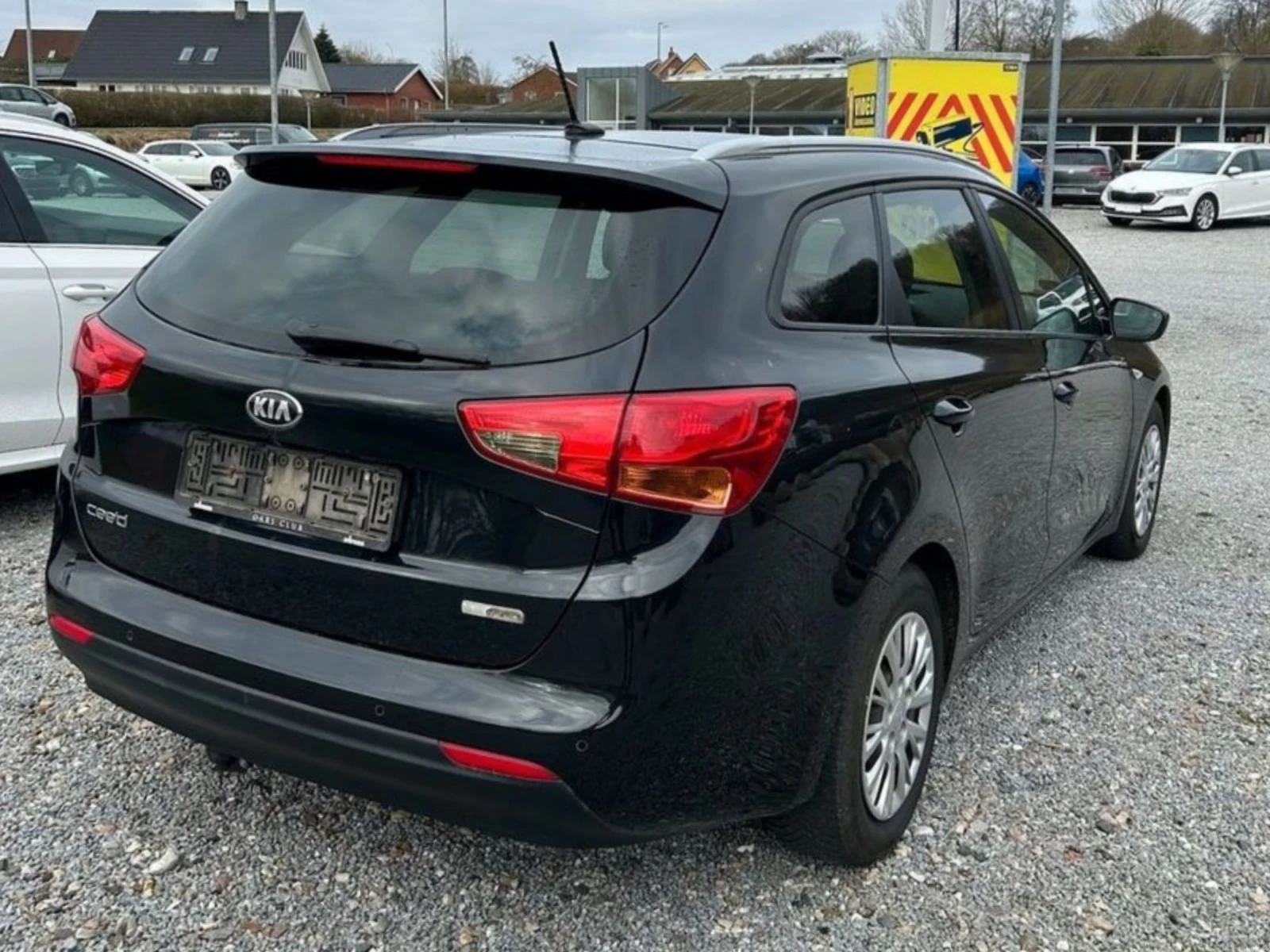 Kia Ceed 1.6 CRDI/ 136hp / Navi / Top - изображение 3