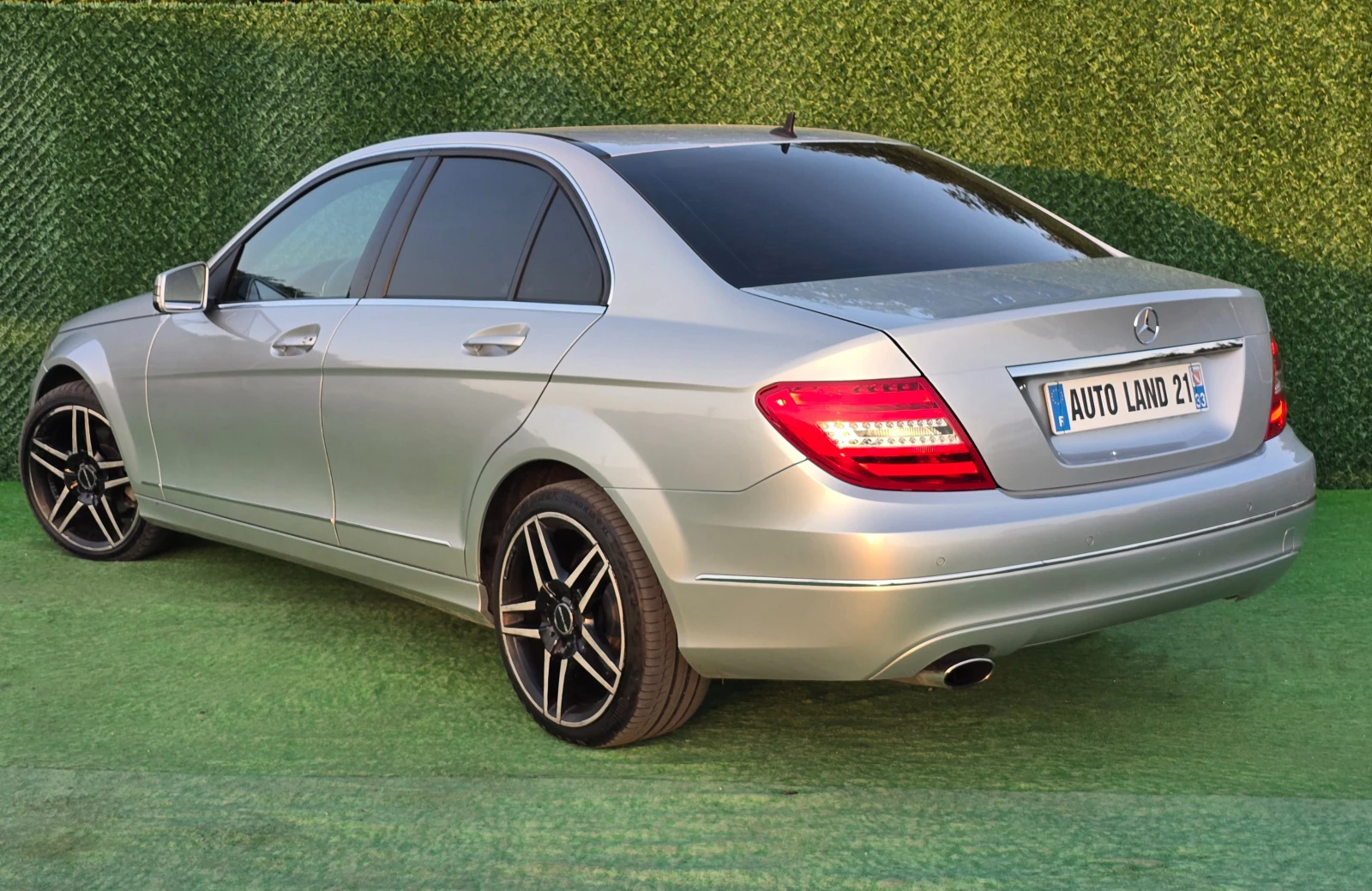 Mercedes-Benz C 220 2.2d* 170кс* AVANTGARDE* 182000км*  - изображение 7
