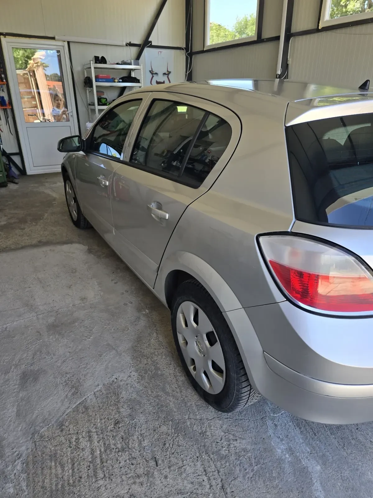 Opel Astra 1.4 - изображение 4