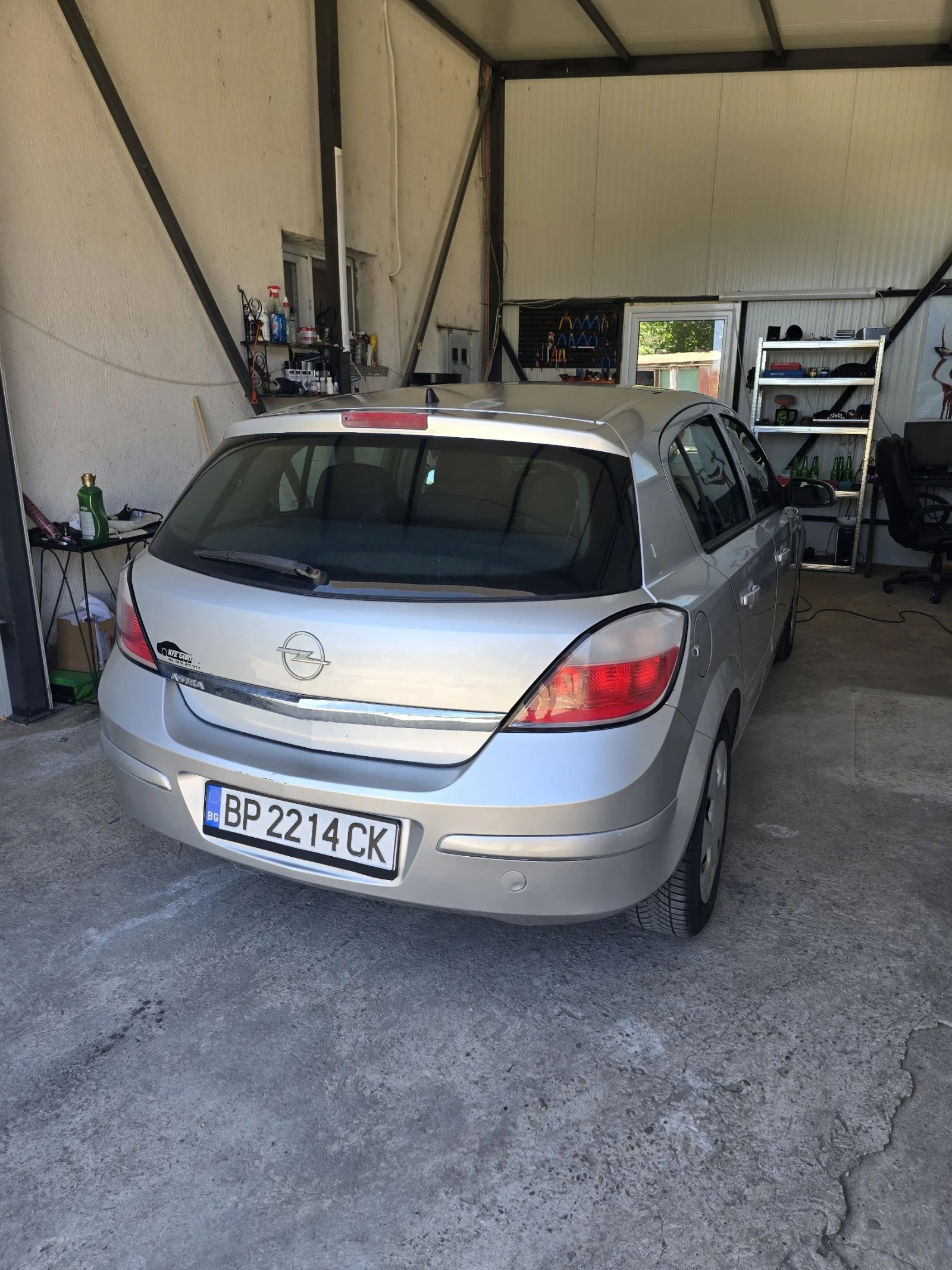 Opel Astra 1.4 - изображение 3