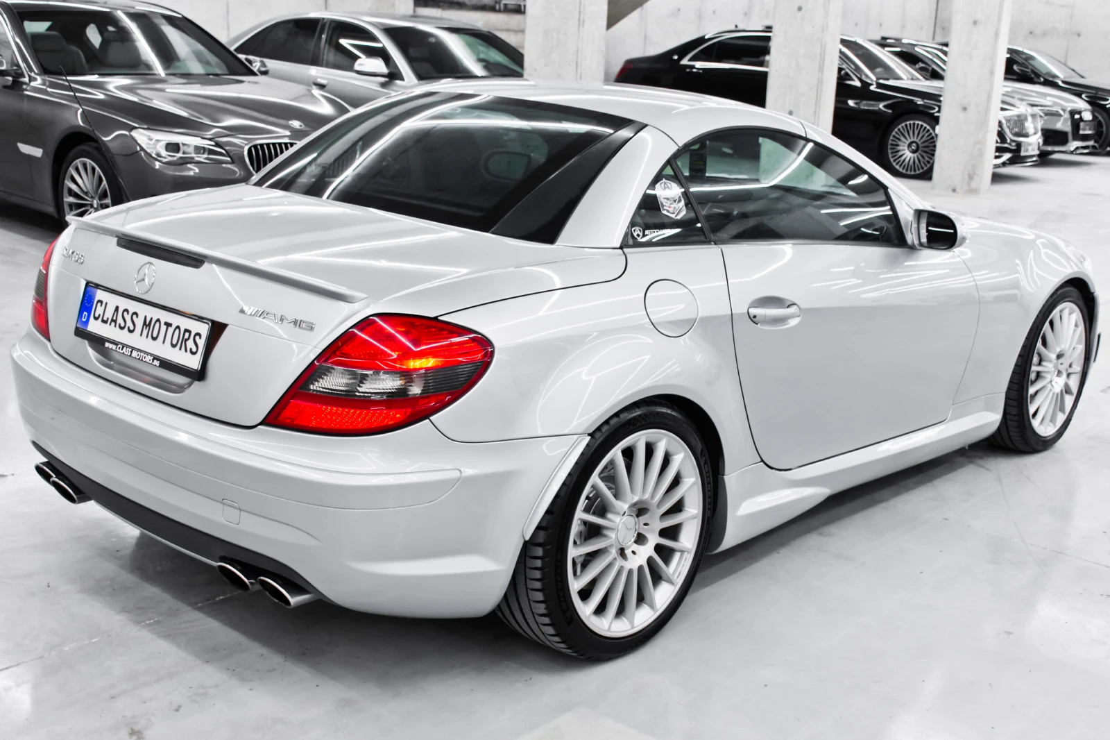 Mercedes-Benz SLK 55 AMG V8 - изображение 7