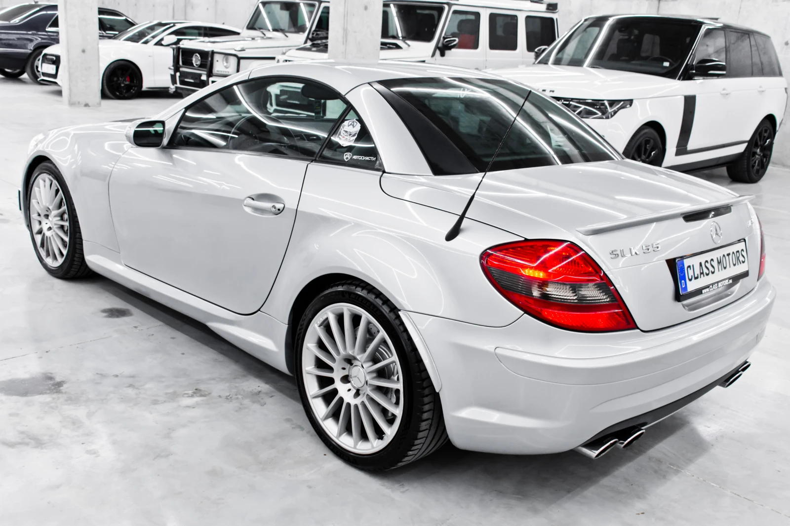 Mercedes-Benz SLK 55 AMG V8 - изображение 6