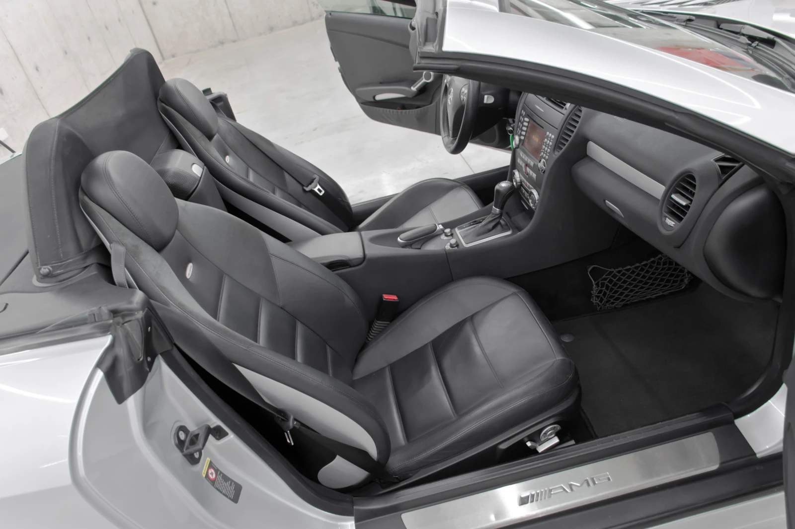 Mercedes-Benz SLK 55 AMG V8 | Mobile.bg — изображение 12