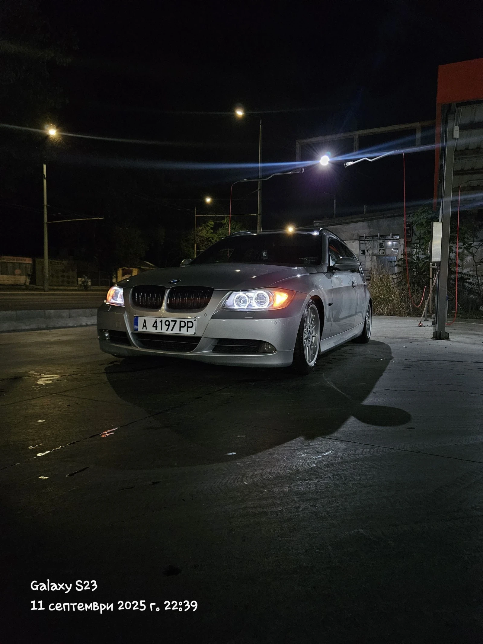 BMW 330  - изображение 6