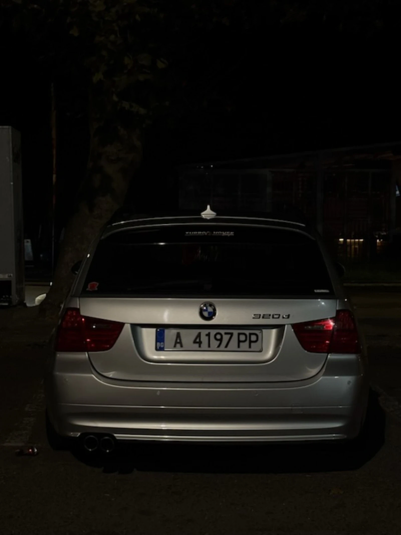 BMW 330  - изображение 8