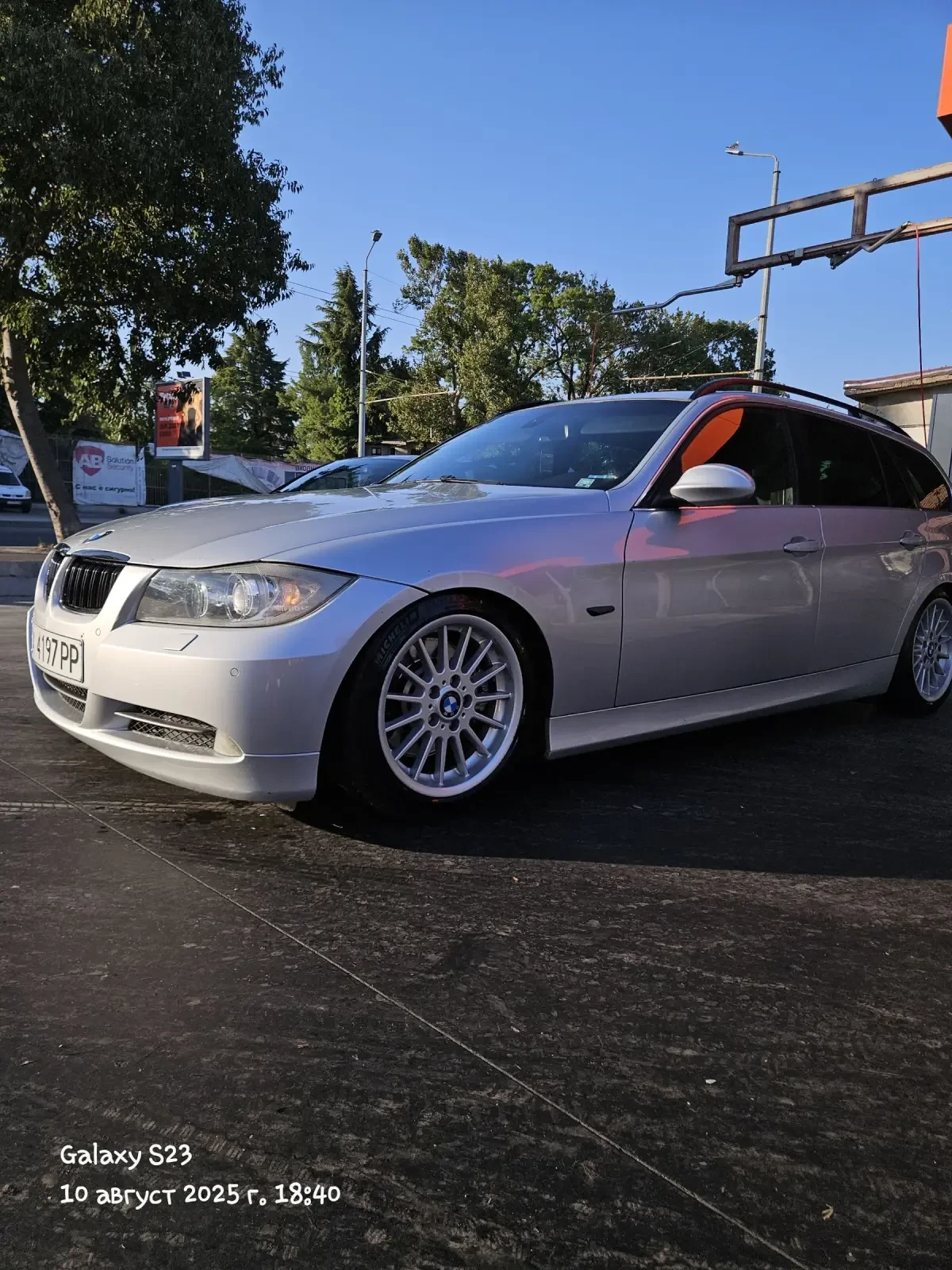 BMW 330  - изображение 2