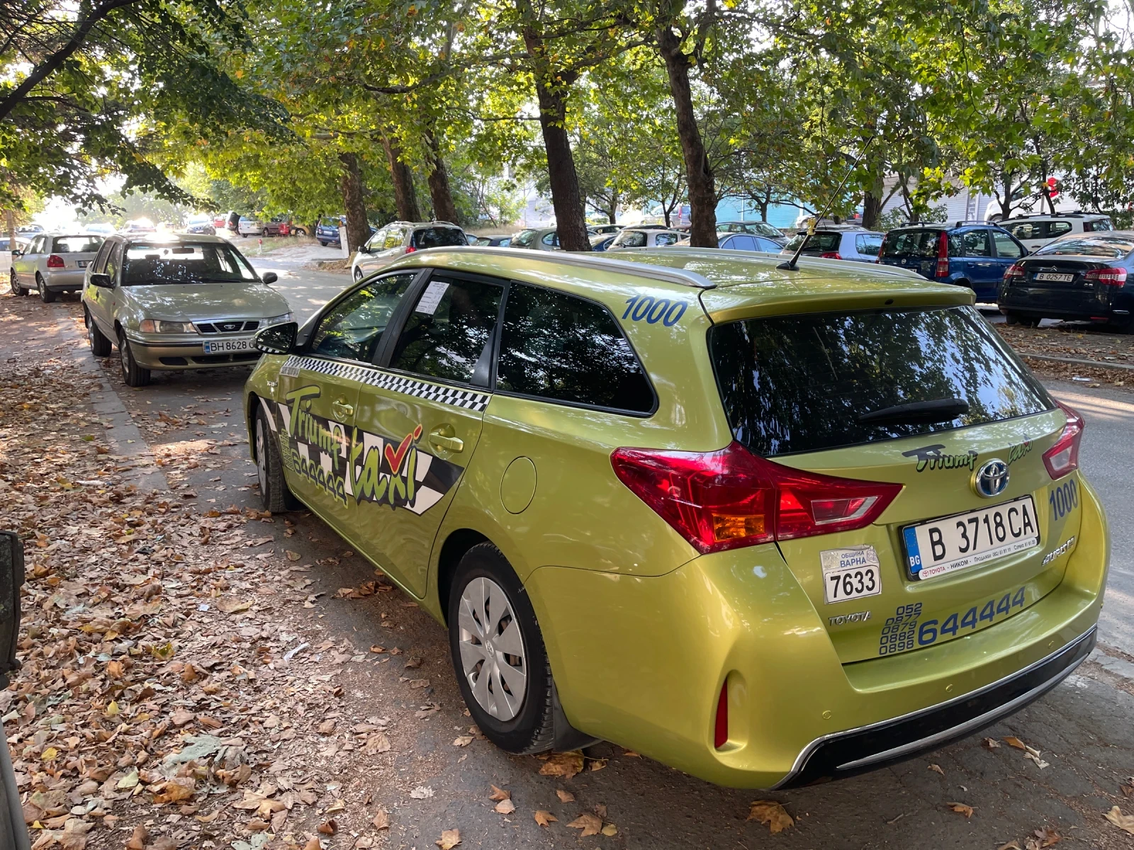 Toyota Auris 1, 8 hybrid - изображение 6