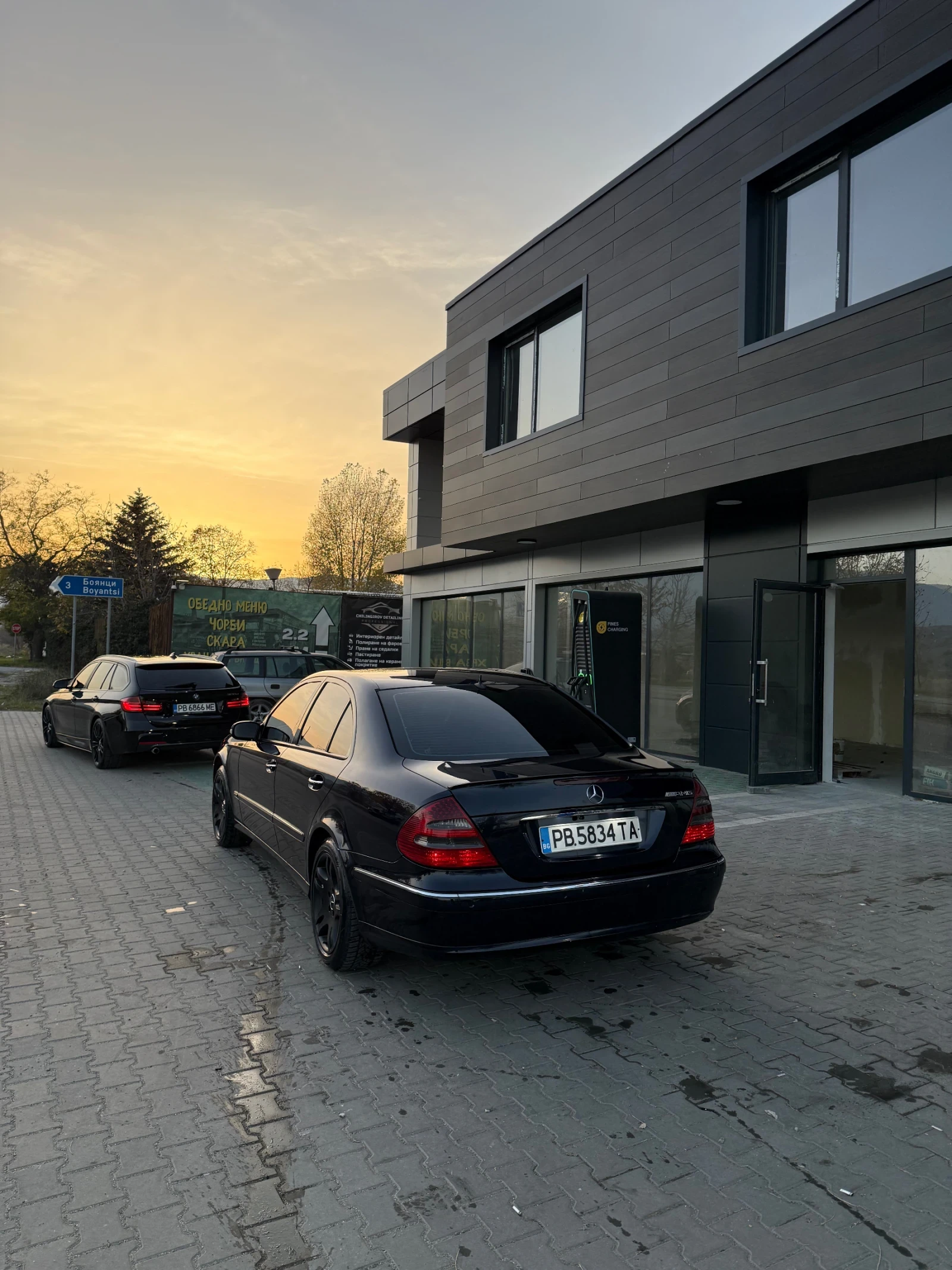 Mercedes-Benz E 320  - изображение 4