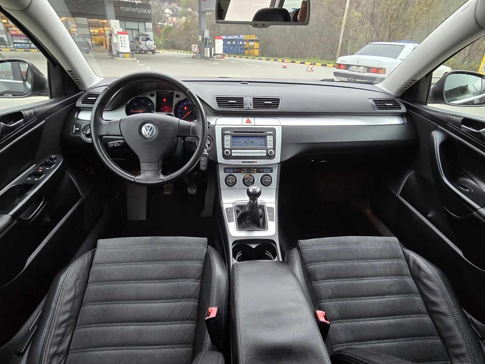 VW Passat 1.9   2009  100%    | Mobile.bg   12