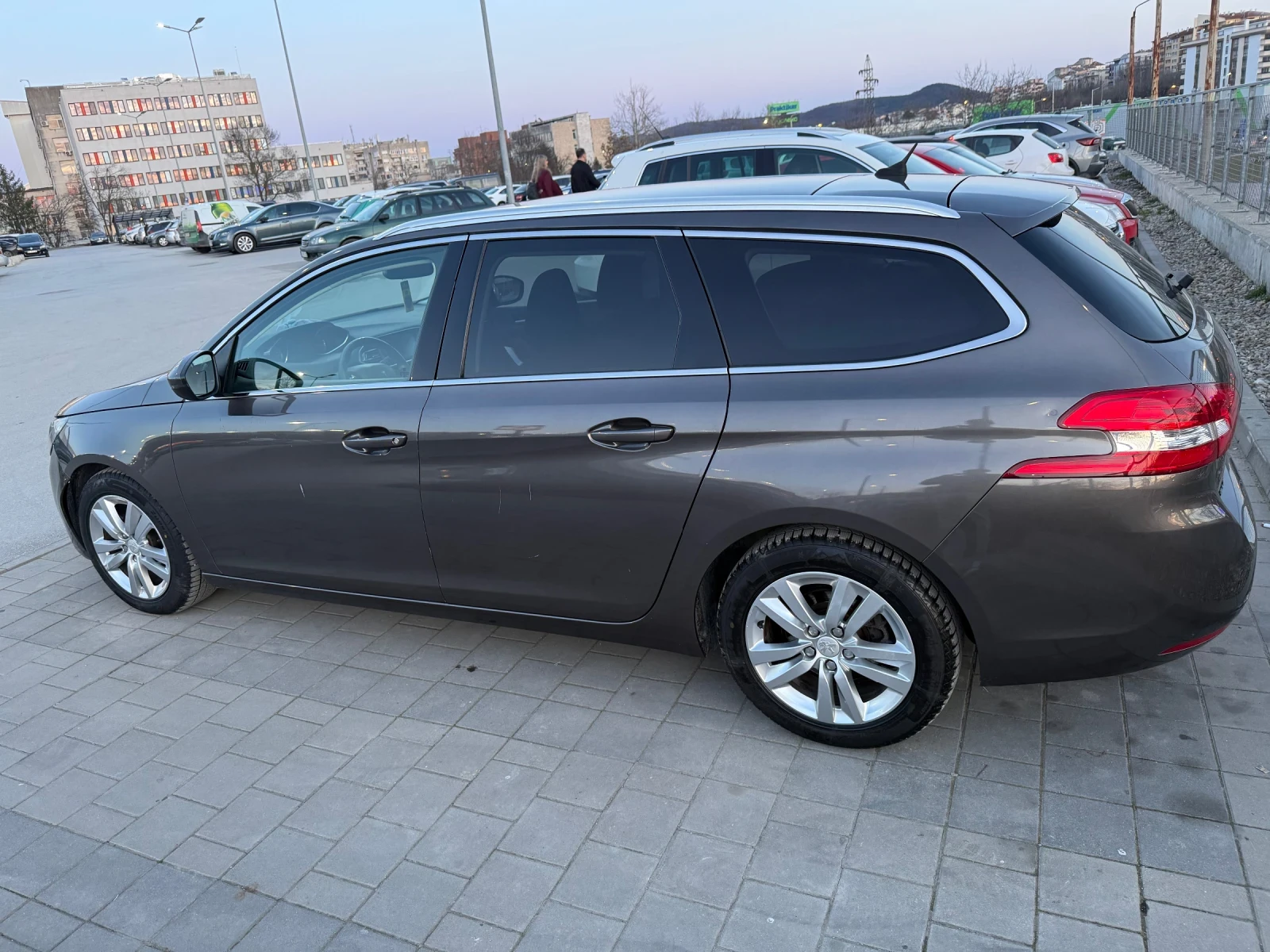 Peugeot 308  - изображение 6