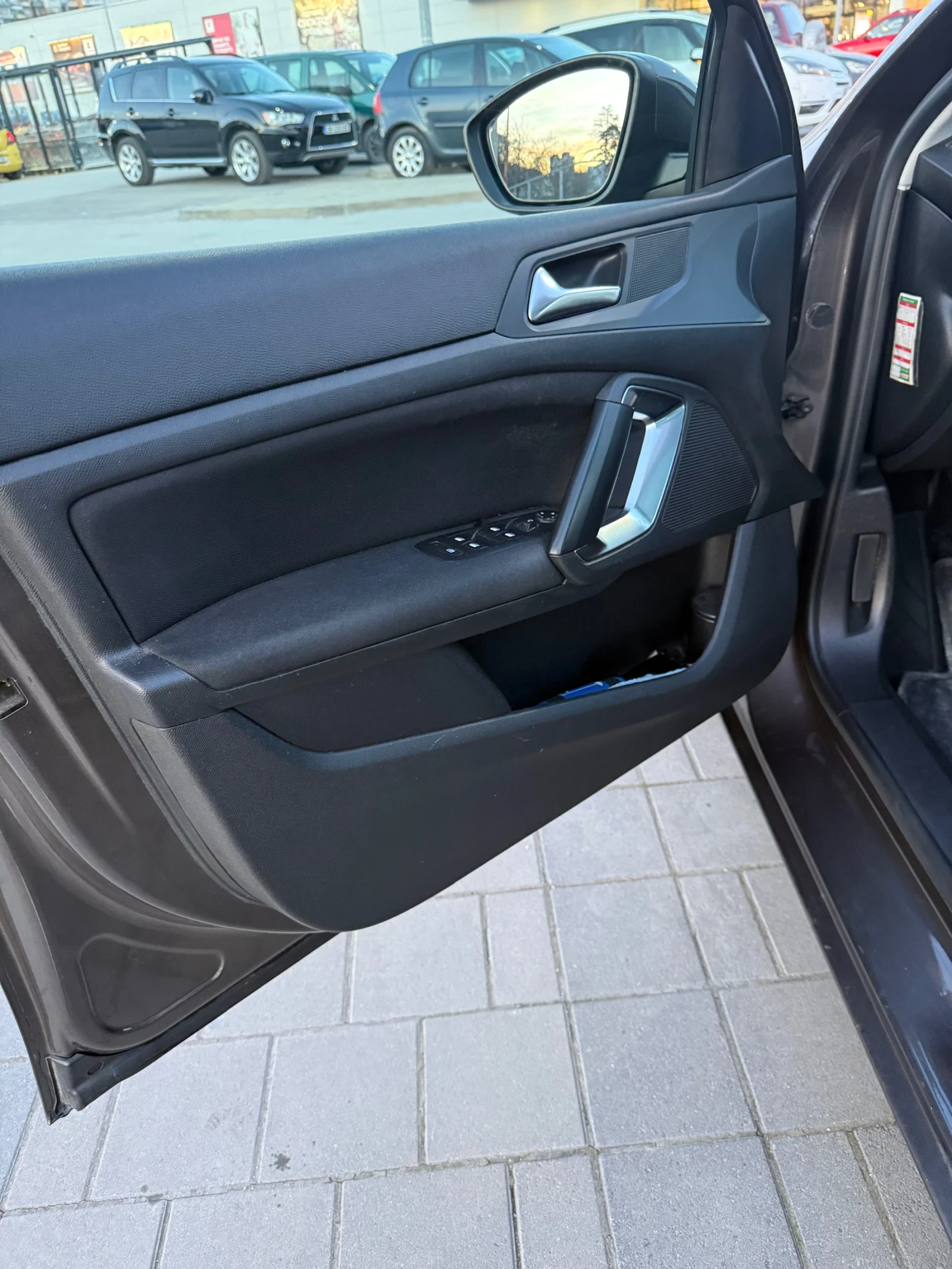 Peugeot 308  - изображение 8