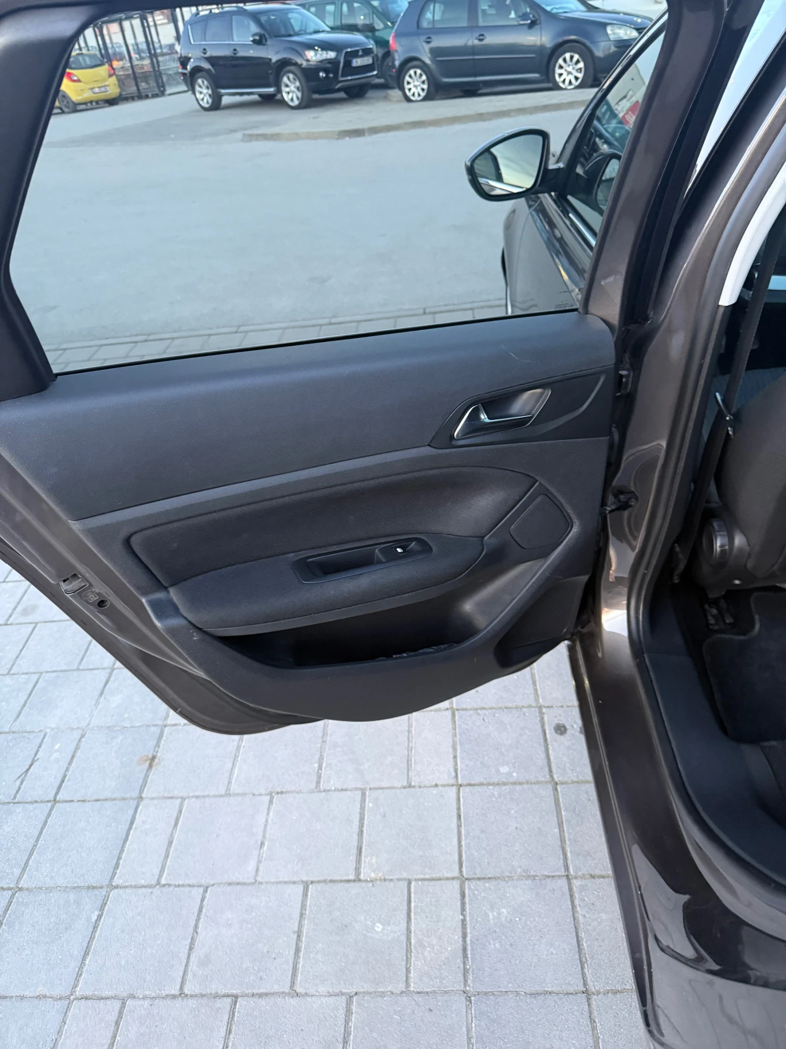 Peugeot 308  - изображение 10