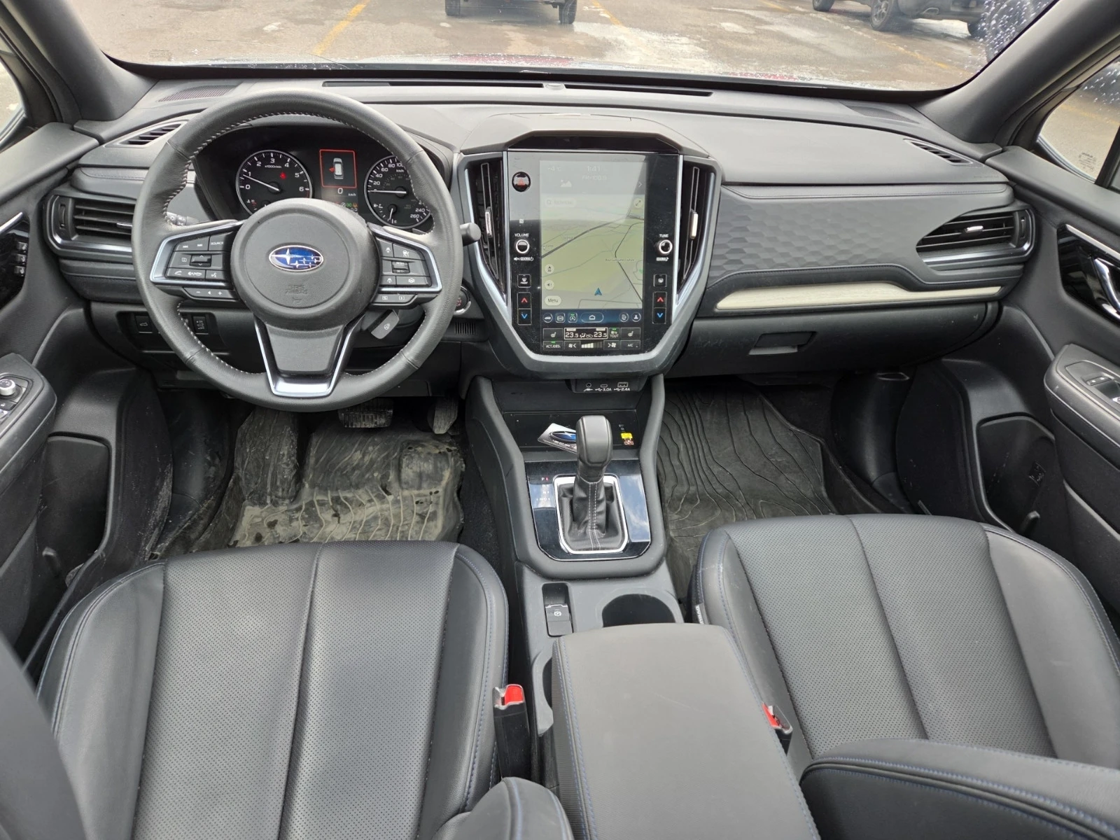 Subaru Forester * * CARFAX * * АВТО КРЕДИТ * * , снимка 5 - Автомобили и джипове - 53890925