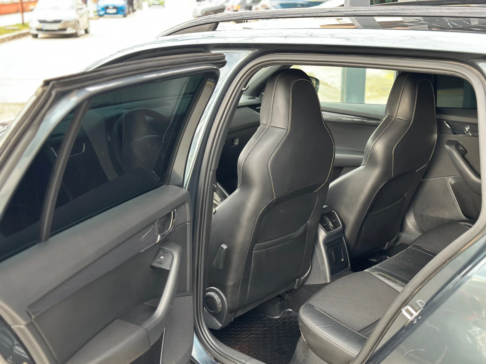 Skoda Octavia VRS DYNAMIC LED CANTON, снимка 10 - Автомобили и джипове - 53952768