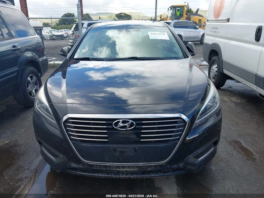 Hyundai Sonata 2.0l Hybrid Limited, снимка 12 - Автомобили и джипове - 54307345