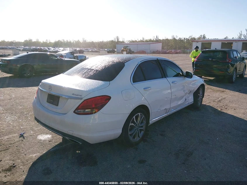 Mercedes-Benz C 300 2.0L I-4 DI, DOHC, VVT, TURBO, 241HP All Wheel | Mobile.bg � ����������� 4