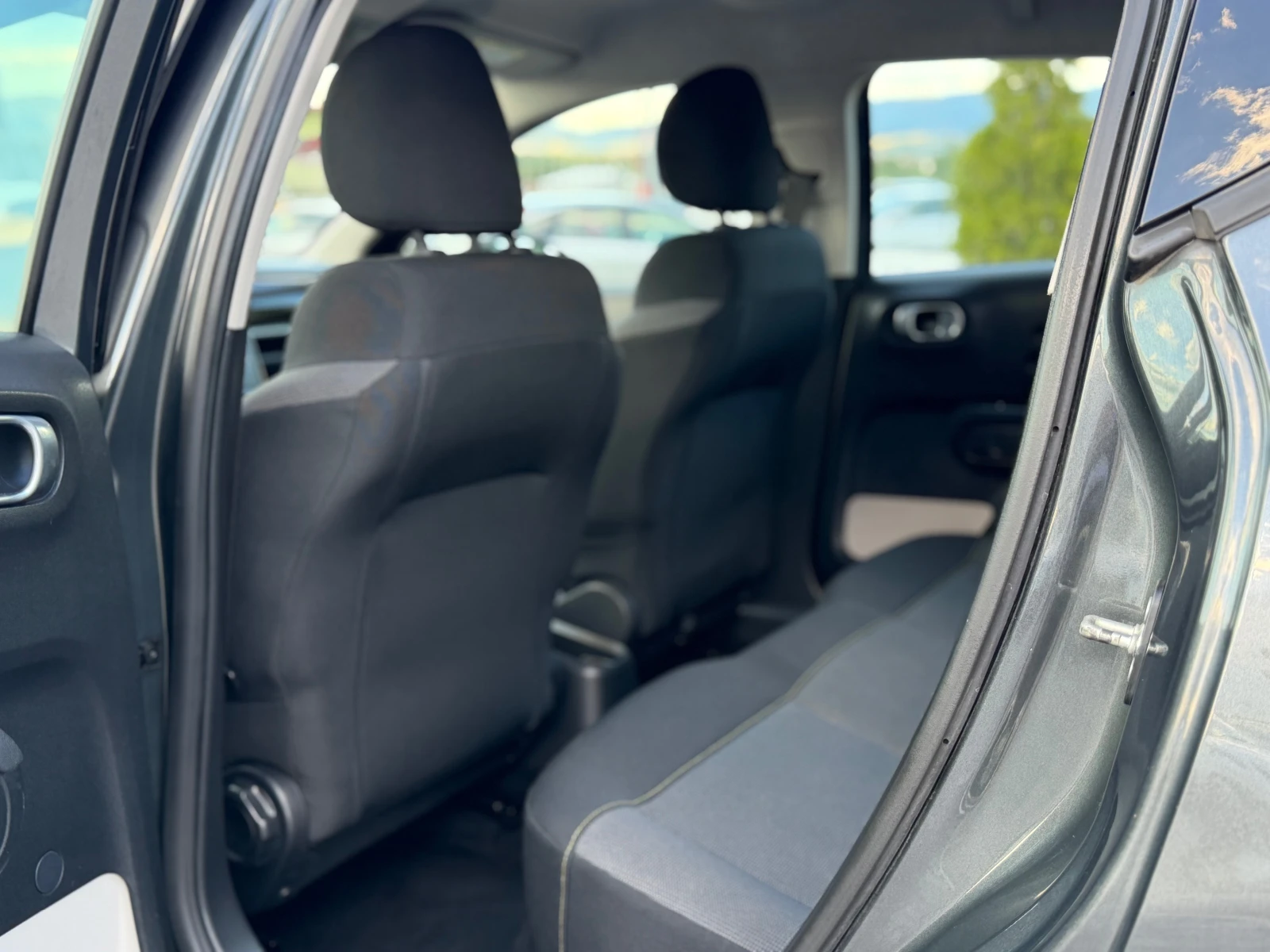 Citroen C3 * АВТОМАТИК* ИТАЛИЯ* НАВИГАЦИЯ* LED* EURO 6* , снимка 8 - Автомобили и джипове - 54931247