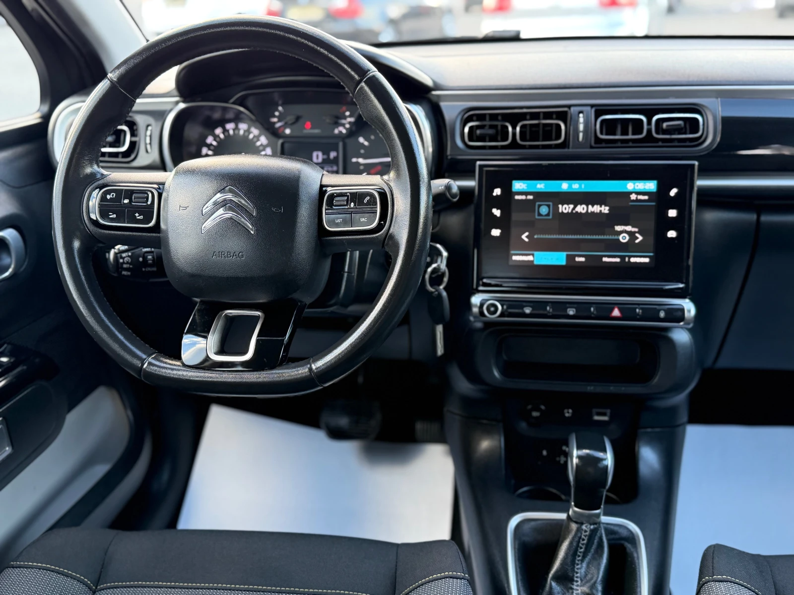 Citroen C3 * АВТОМАТИК* ИТАЛИЯ* НАВИГАЦИЯ* LED* EURO 6* , снимка 11 - Автомобили и джипове - 54931247