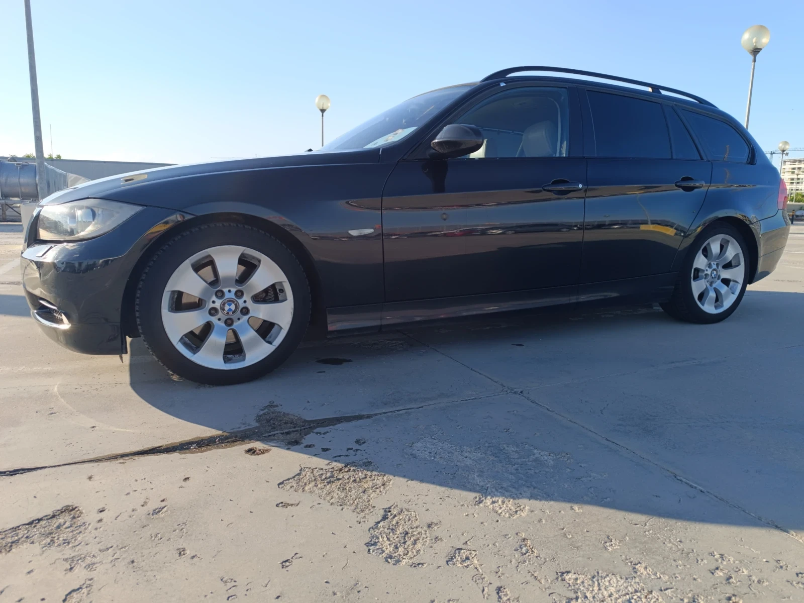 BMW 330 330 нави/газ, снимка 2 - Автомобили и джипове - 55027230