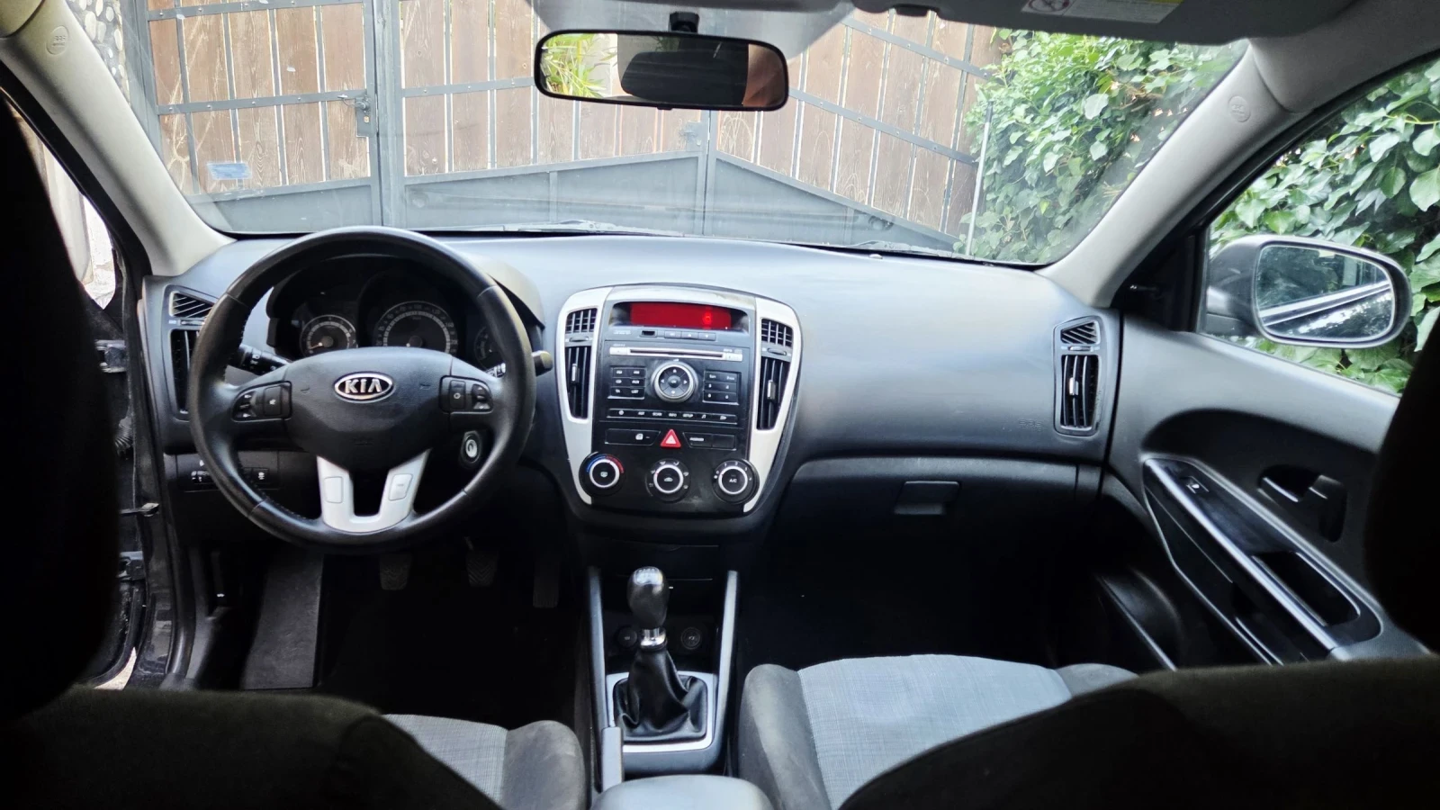 Kia Ceed 1.4 верига / газ, снимка 6 - Автомобили и джипове - 55437512