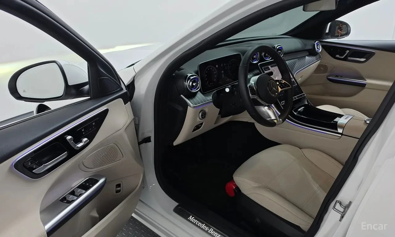 Mercedes-Benz C 300 BURMESTER| HUD| 360| AMBIENT| ОБДУХ| ПАМЕТ| 2 КЛЮЧ, снимка 10 - Автомобили и джипове - 55871602