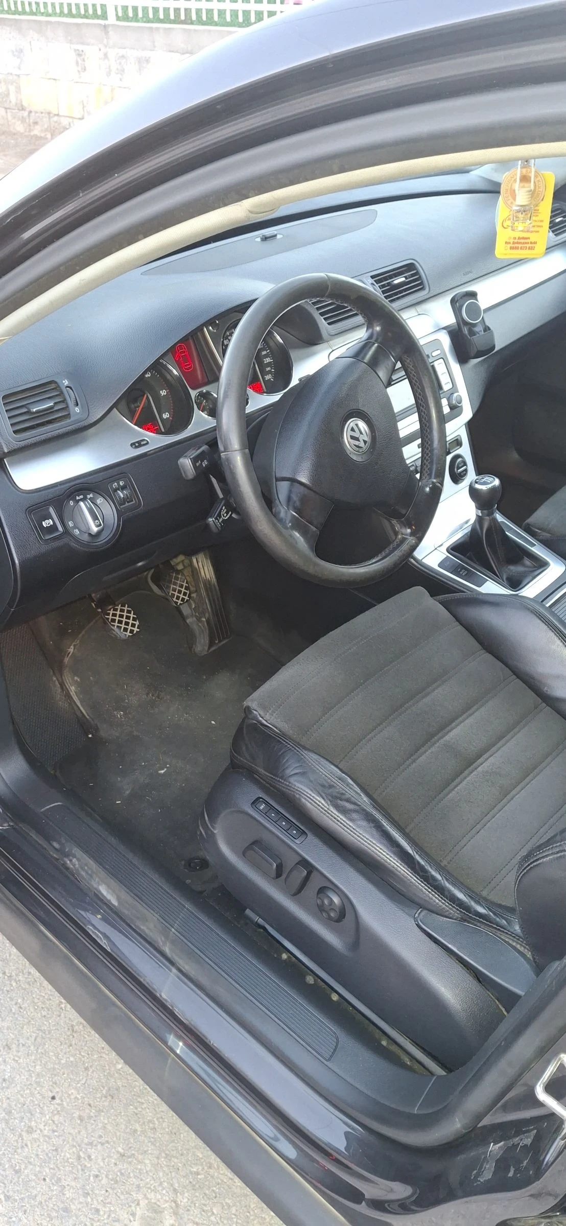 VW Passat 2.0TDI, снимка 6 - Автомобили и джипове - 55901982