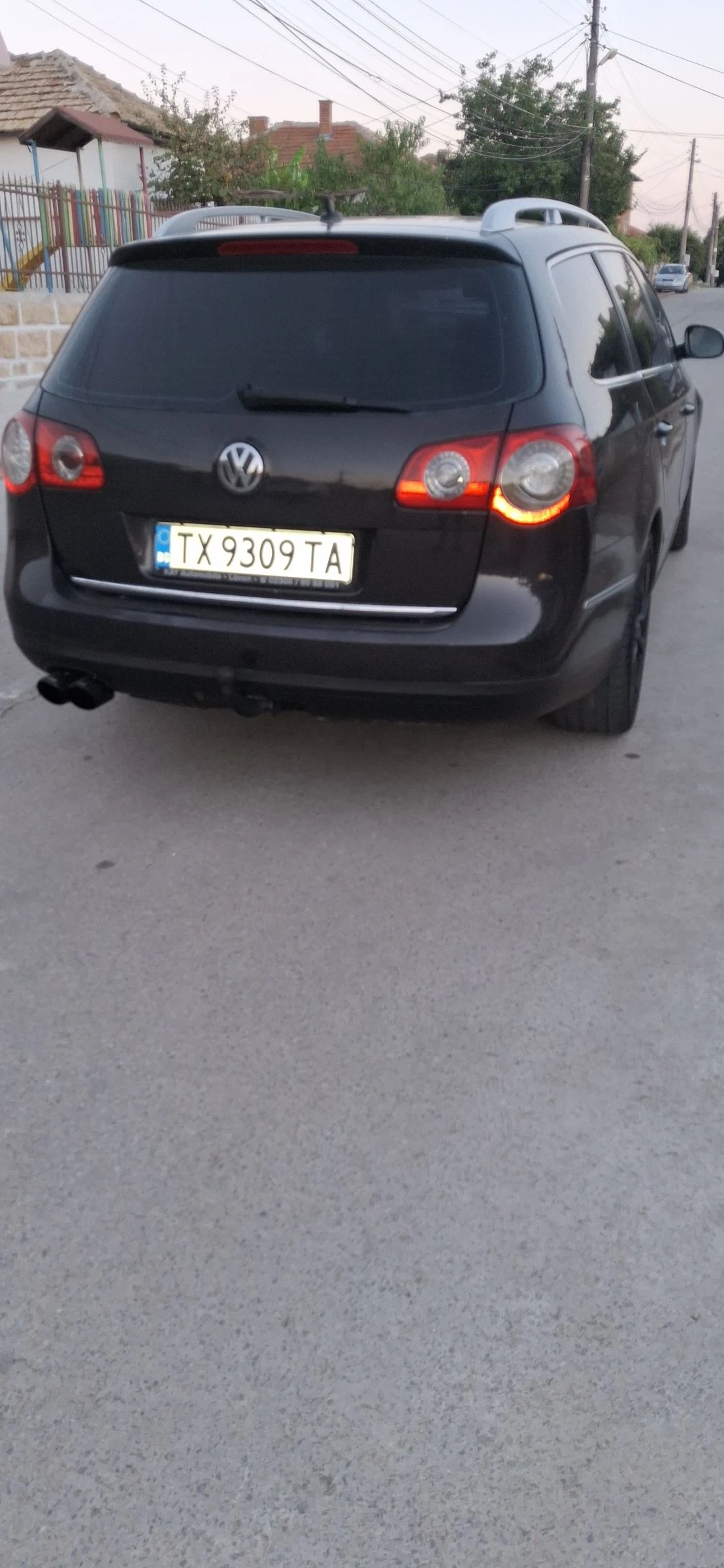 VW Passat 2.0TDI, снимка 12 - Автомобили и джипове - 55901982