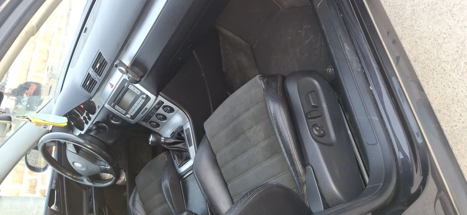 VW Passat 2.0TDI, снимка 7 - Автомобили и джипове - 55901982