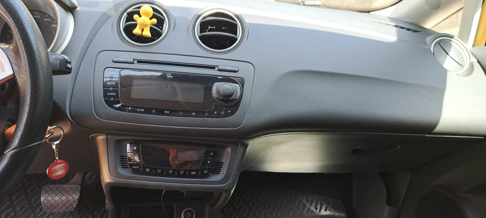 Seat Ibiza, снимка 7 - Автомобили и джипове - 55903492