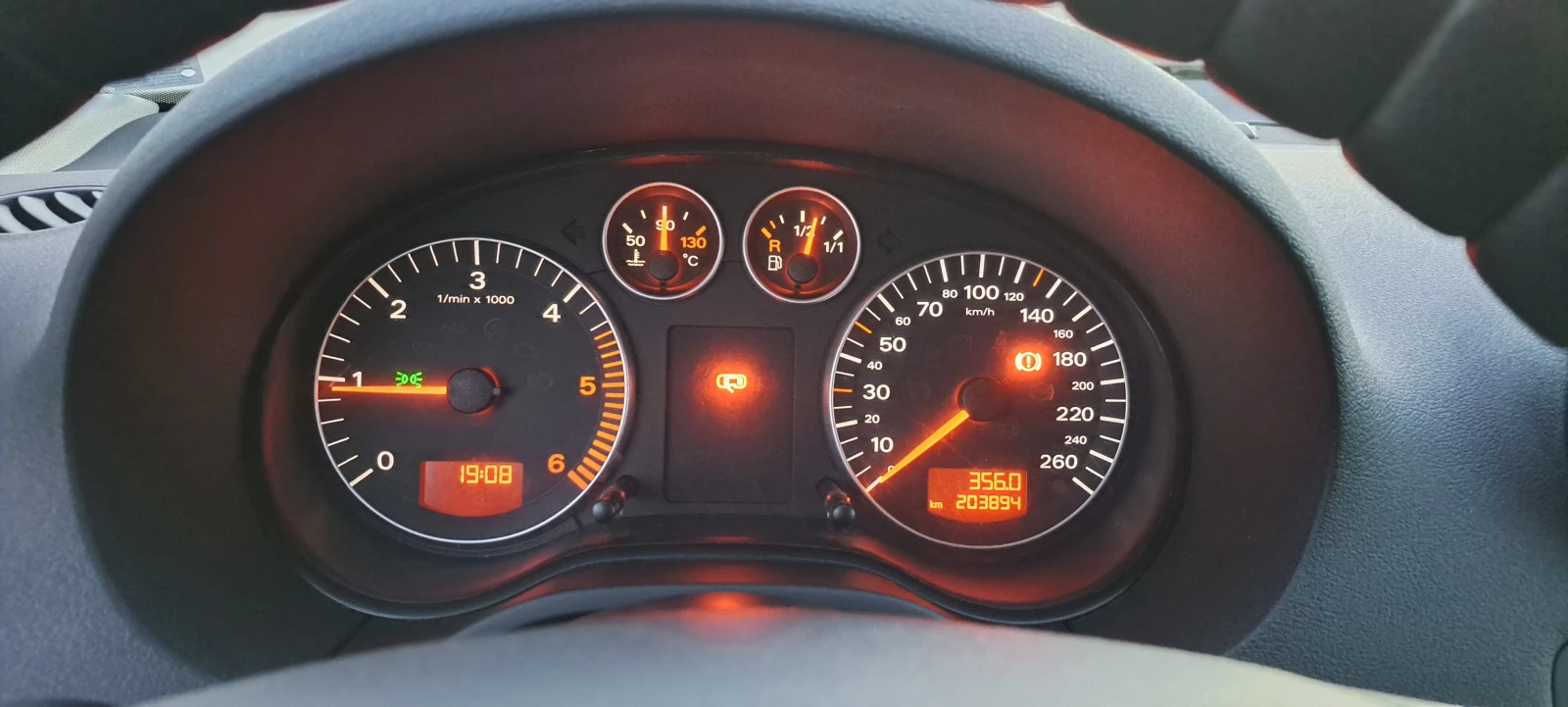 Audi A3 1.9 TDI BKC, снимка 8 - Автомобили и джипове - 56348232