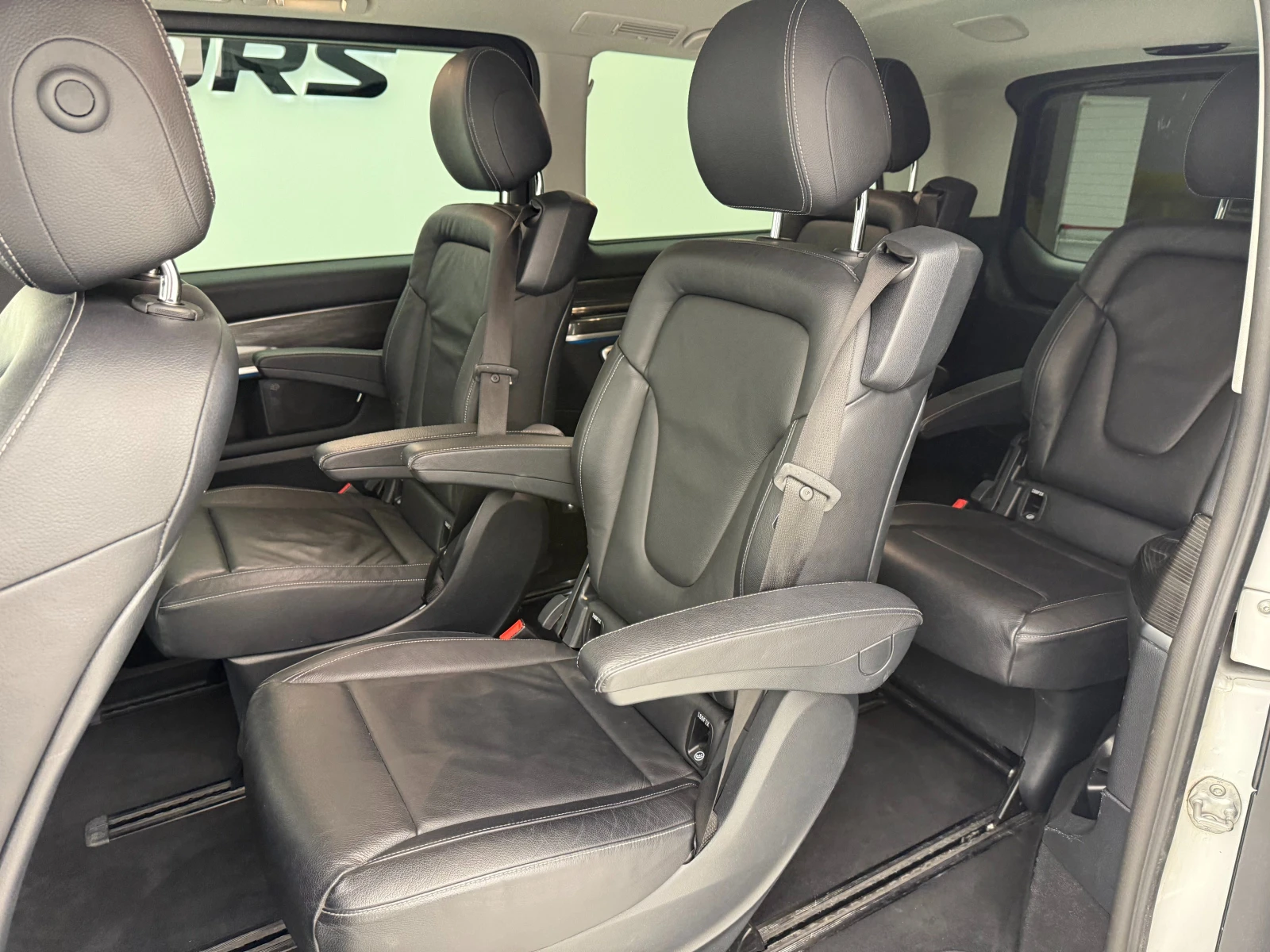 Mercedes-Benz V 300, снимка 14 - Автомобили и джипове - 56359097