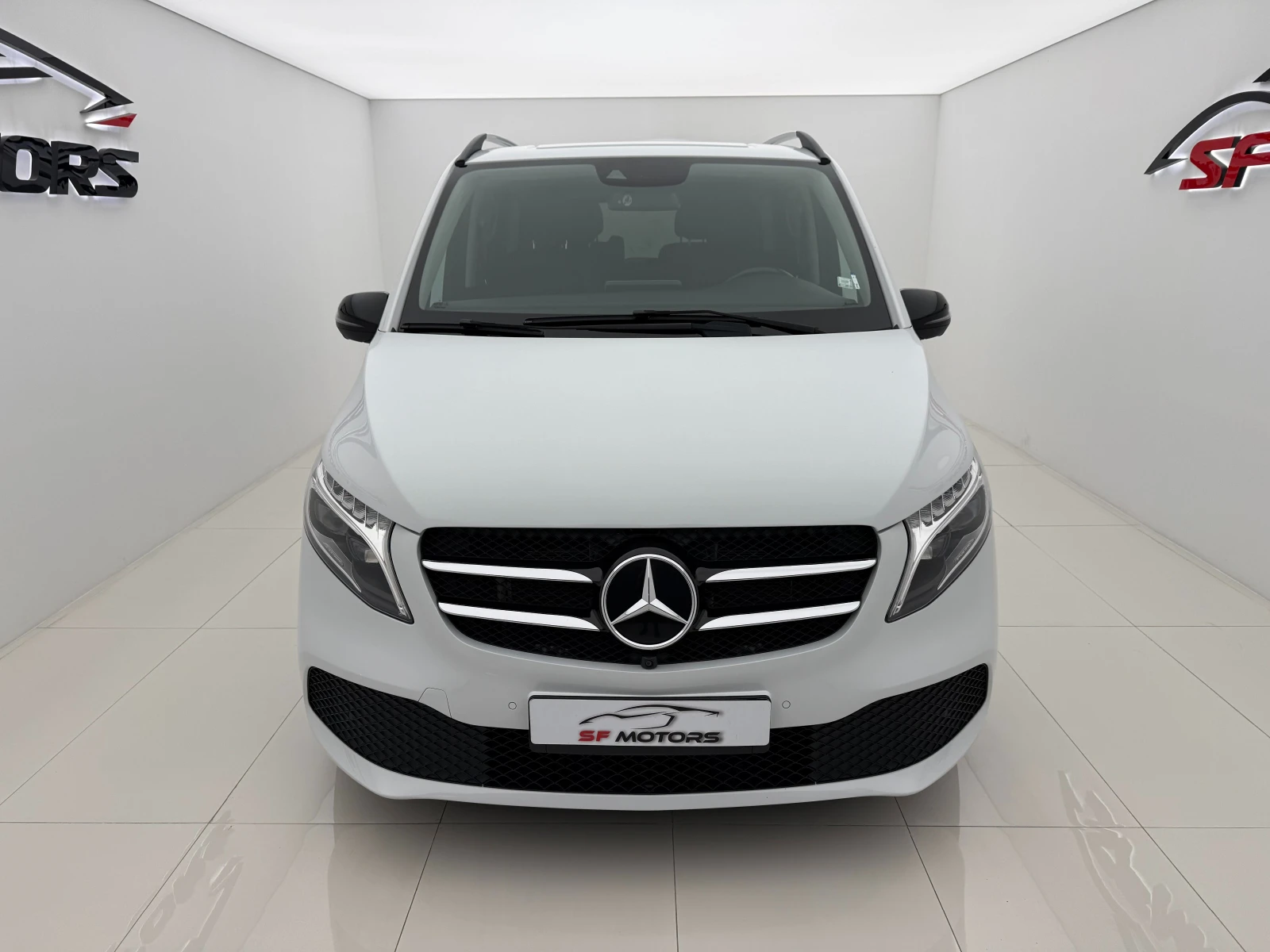 Mercedes-Benz V 300, снимка 2 - Автомобили и джипове - 56359097