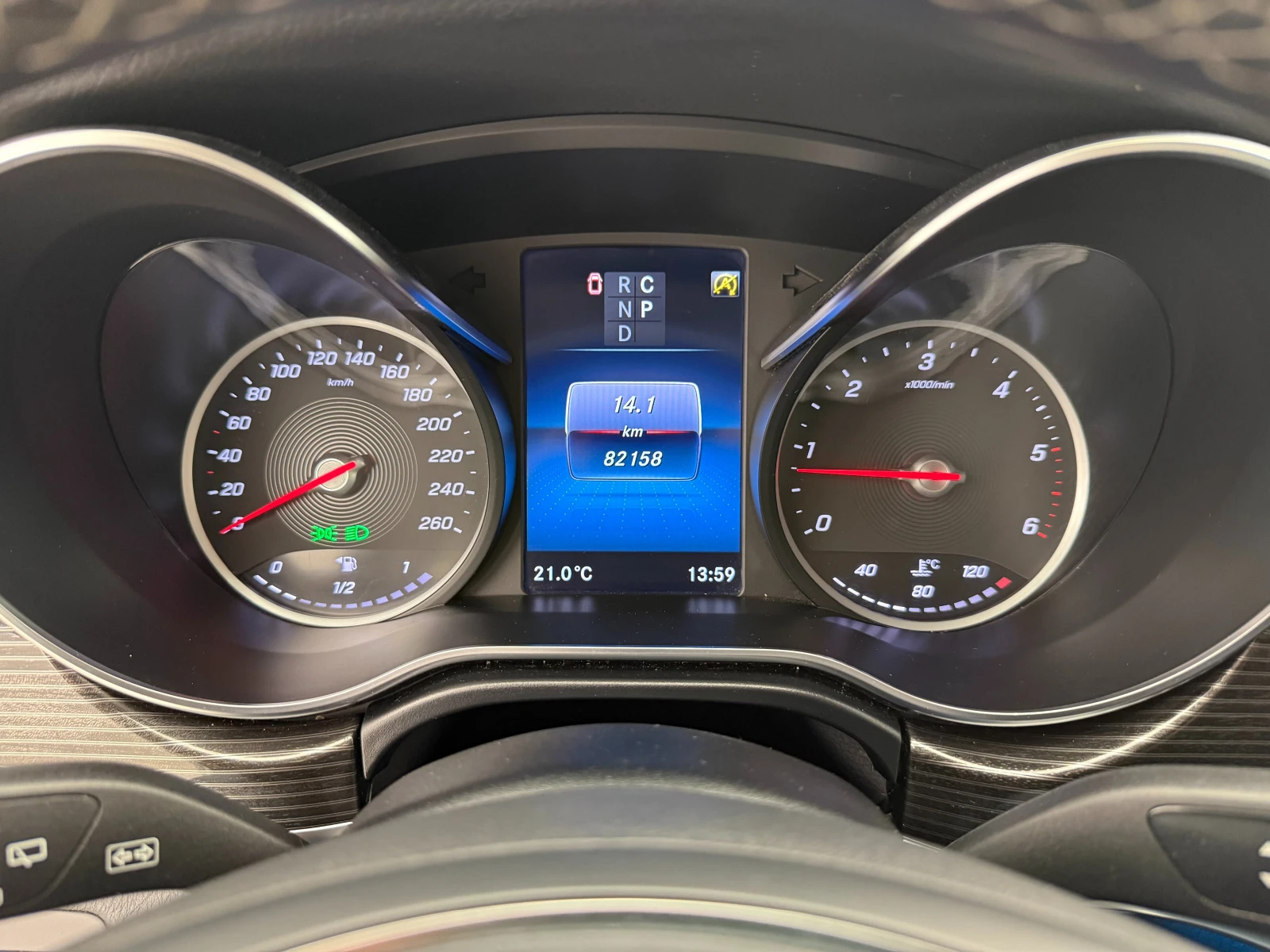 Mercedes-Benz V 300, снимка 11 - Автомобили и джипове - 56359097