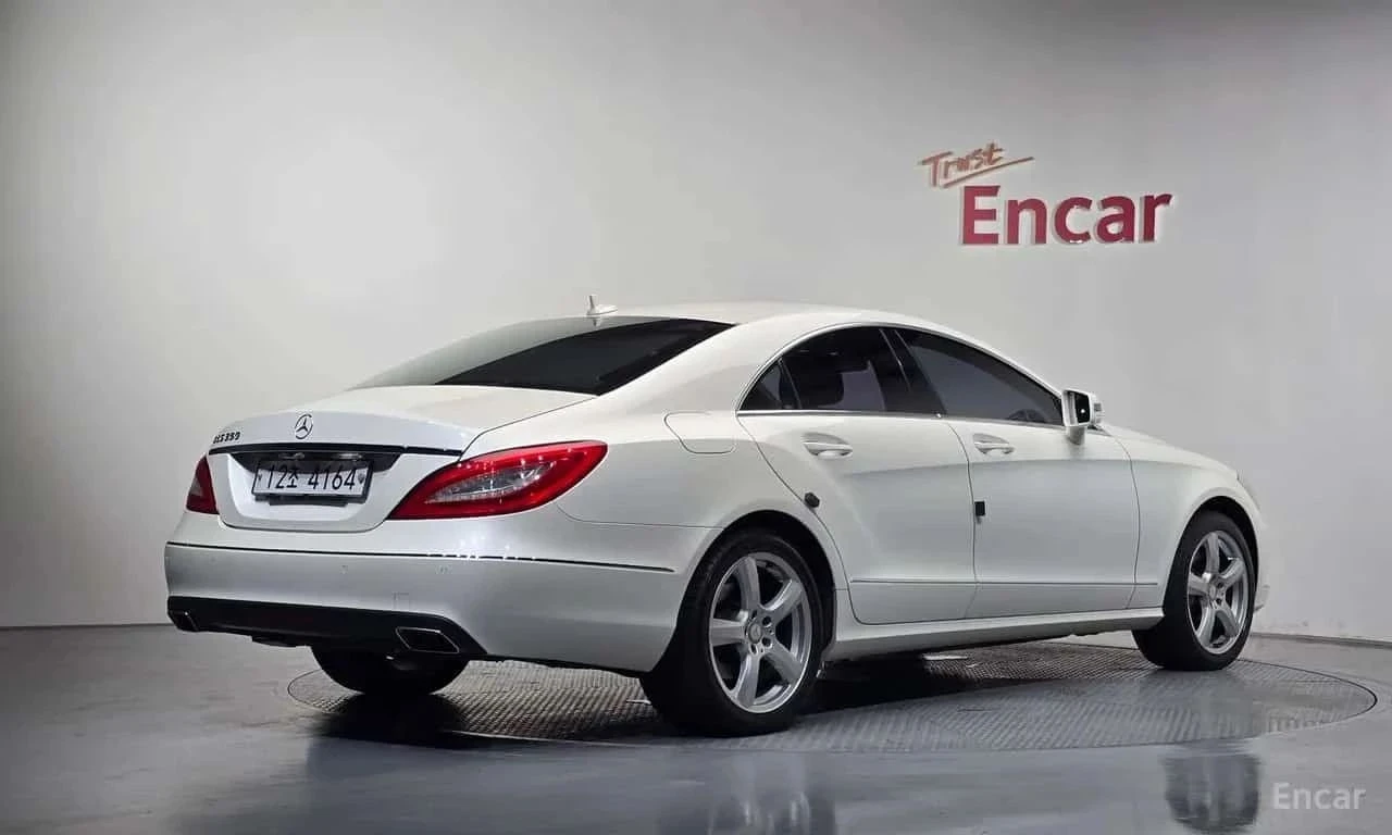 Mercedes-Benz CLS, снимка 2 - Автомобили и джипове - 56686769